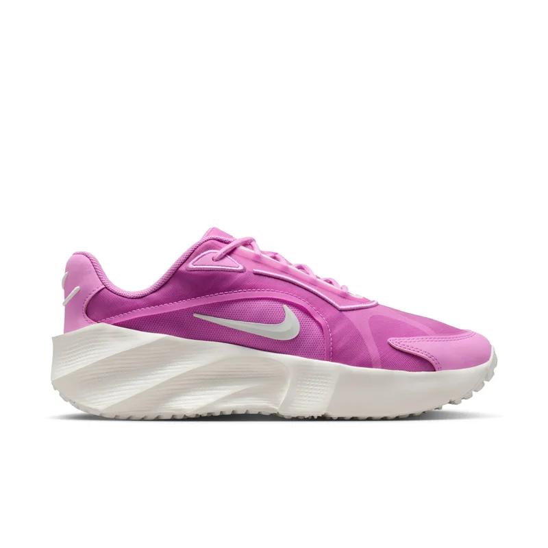 Nike Women's Style Response Y3K Shoes