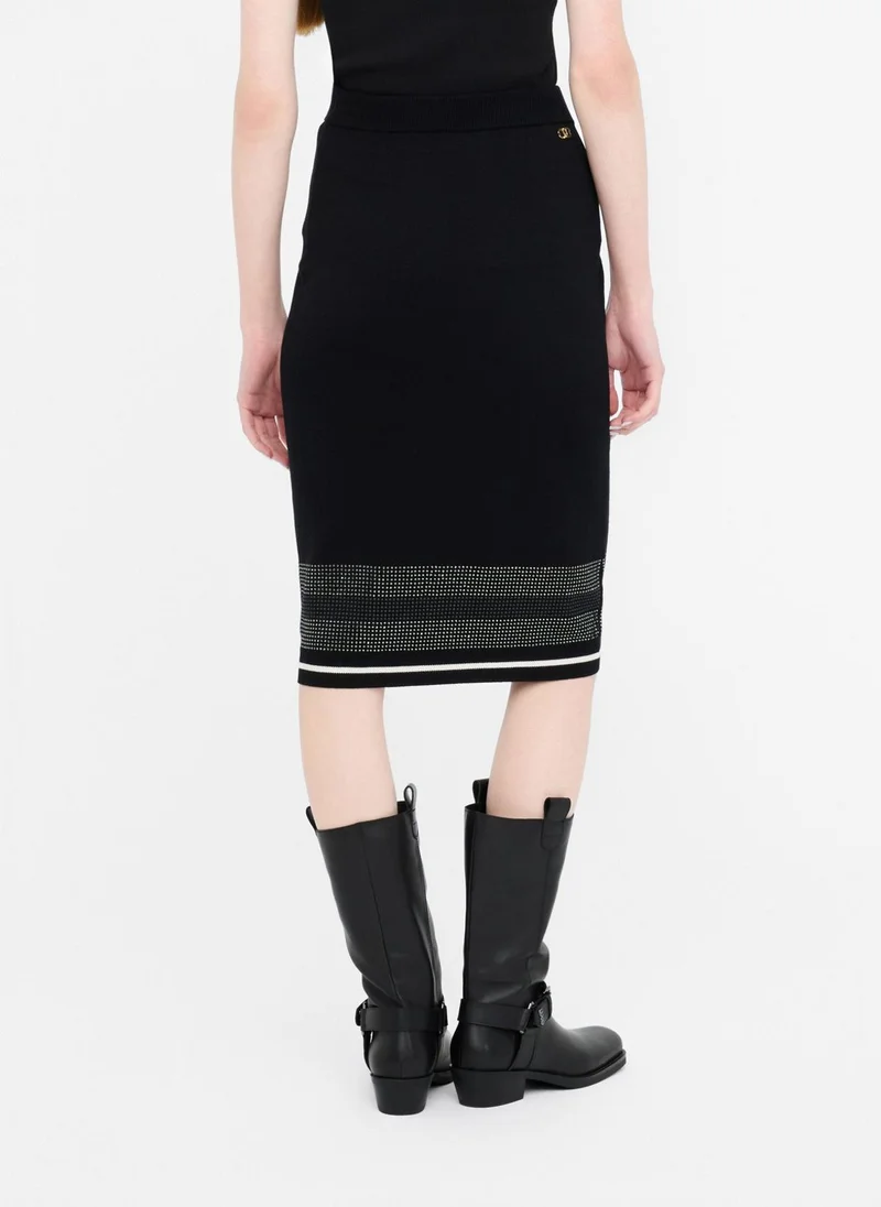 ليو جو تنورة من ليو جو بيتر