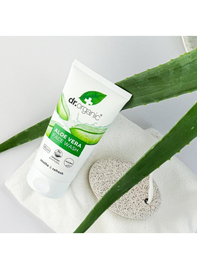 دكتور أورجانيك غسول الوجه الكريمي من دكتور أورجانيك للعناية بالبشرة بخلاصة الصبار 150 مل - Image 4