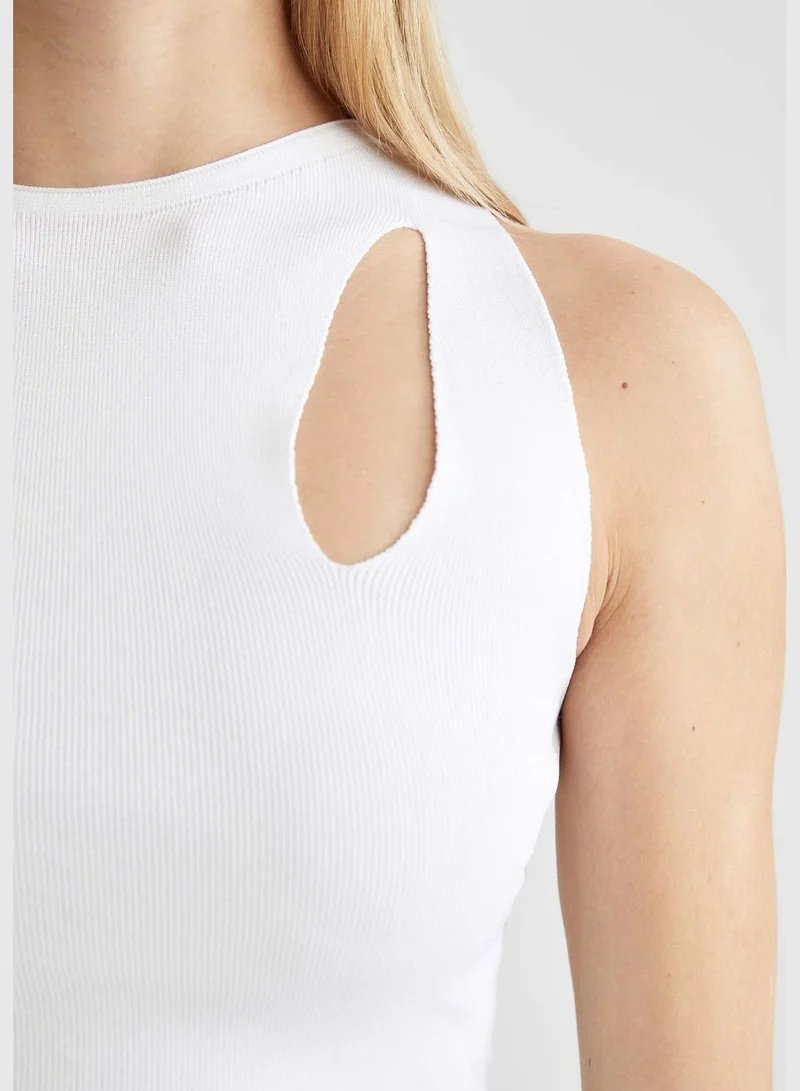 ديفاكتو Woman Fitted Tricot Tank Top