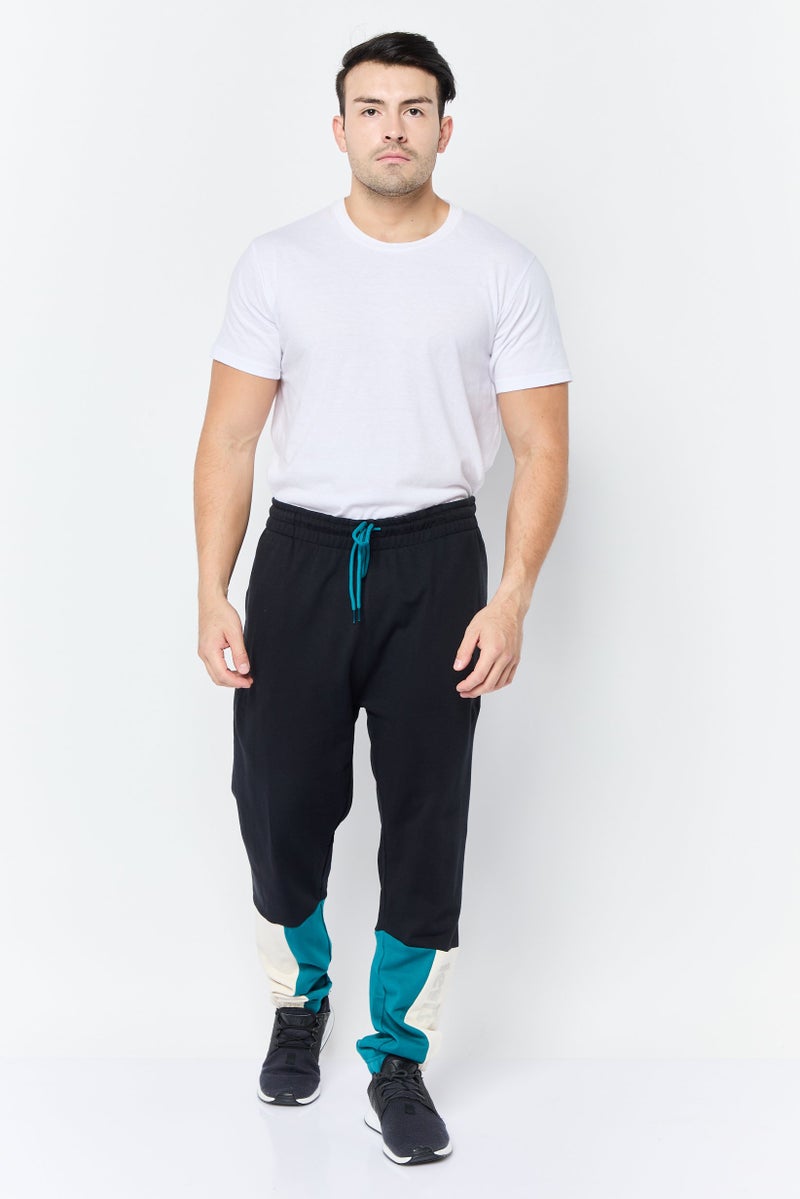 Levi's Men Regular Fit Brand Logo Track Pants, Black - Image 4