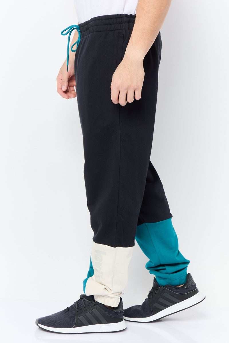 Levi's Men Regular Fit Brand Logo Track Pants, Black - Image 2