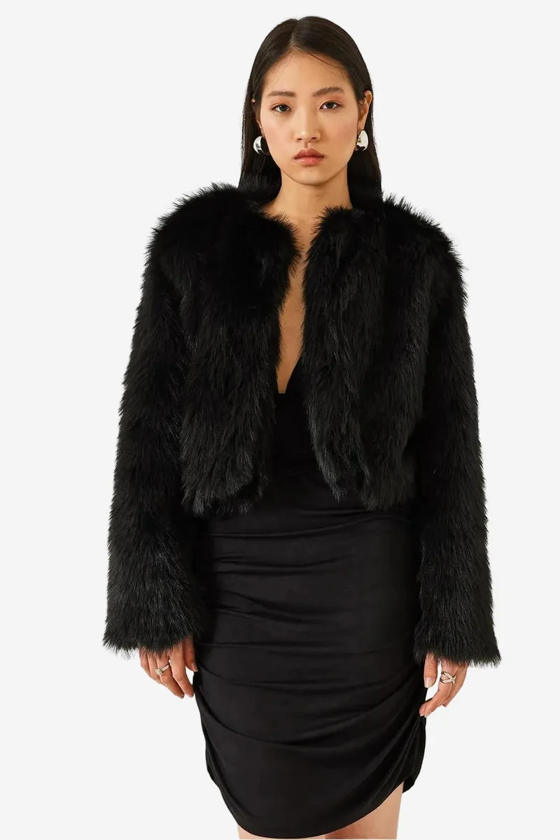 Bianco Lucci LUCCI Boxy Crop Faux Fur Coat