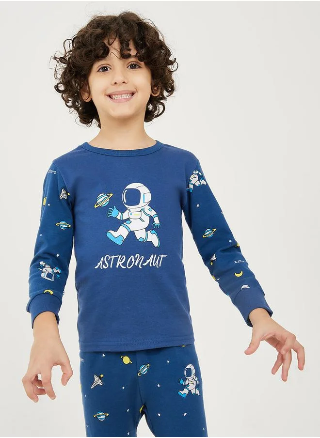 Styli Astronaut Graphic Print T-Shirt & Pyjama Set