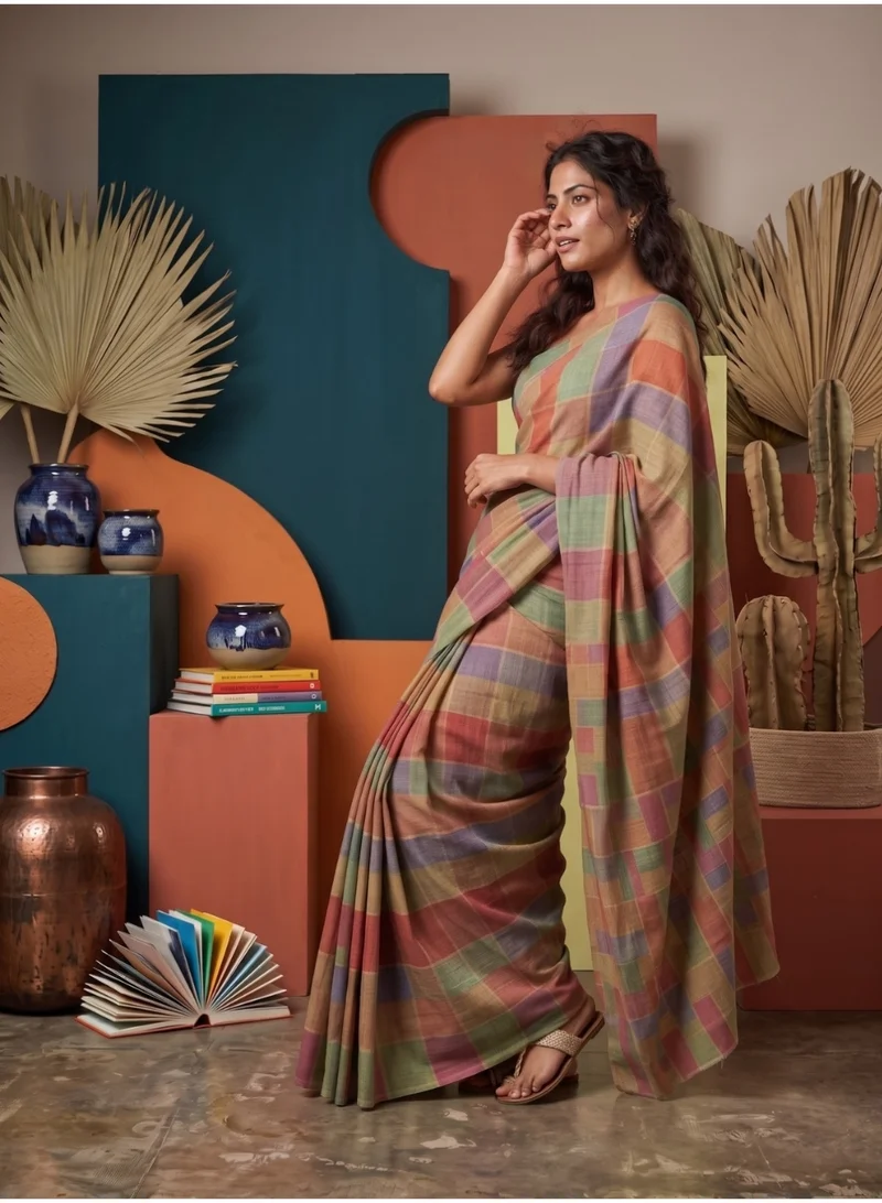 Nool  Mozaik Print Saree with Unstitched Blouse Material for Women | Best Price UAE
