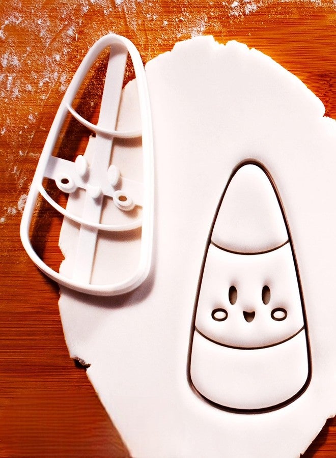 EROTNGO Cute Candy Corn Cookie Cutter | DIY Cake Biscuit Cookie Cutter | Kitchen Cooking Decoration Tool (Pack of 1) - Image 1