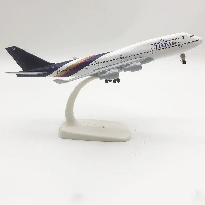 20cm Alloy Static Airplane Model - A380, B747, and More
