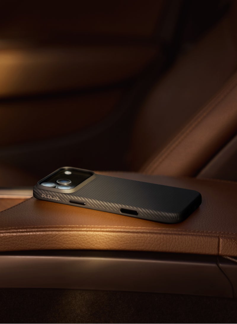 بيتاكا حافظة Aramid UltraGuard لـ iPhone 17 Pro / متوافقة مع MagSafe / حماية بمعيار عسكري / مقاومة للخدوش / نحيفة وخفيفة الوزن / غطاء خلفي / زر محسّن بتقنية كابتيف - أسود/رمادي - Image 5