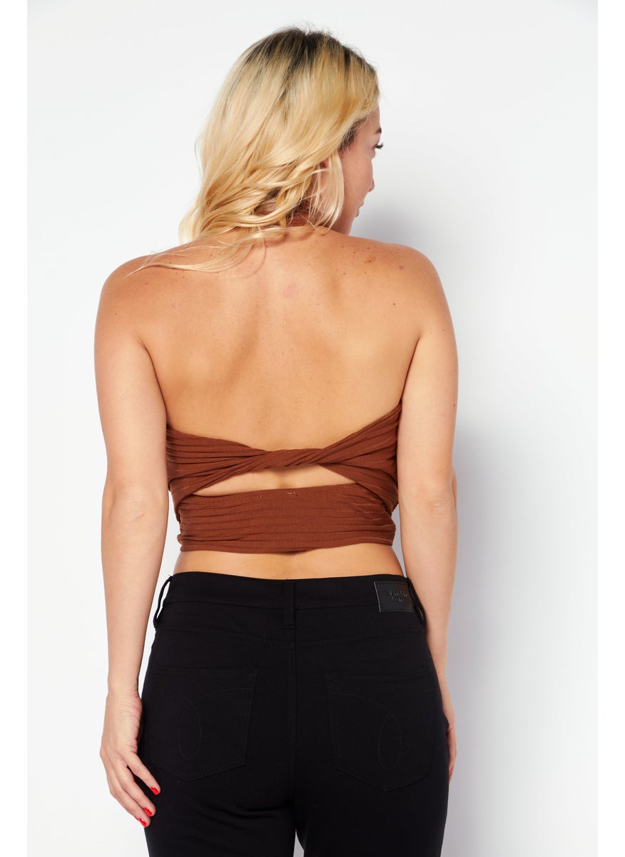 Women Halter Neck Sleeveless Textured Crop Top, Brown - pzsku/ZA1A39A489DAC00D7B7F9Z/45/_/1724351348/6a00c395-b0ae-4b66-9045-1cbacfdbb74a