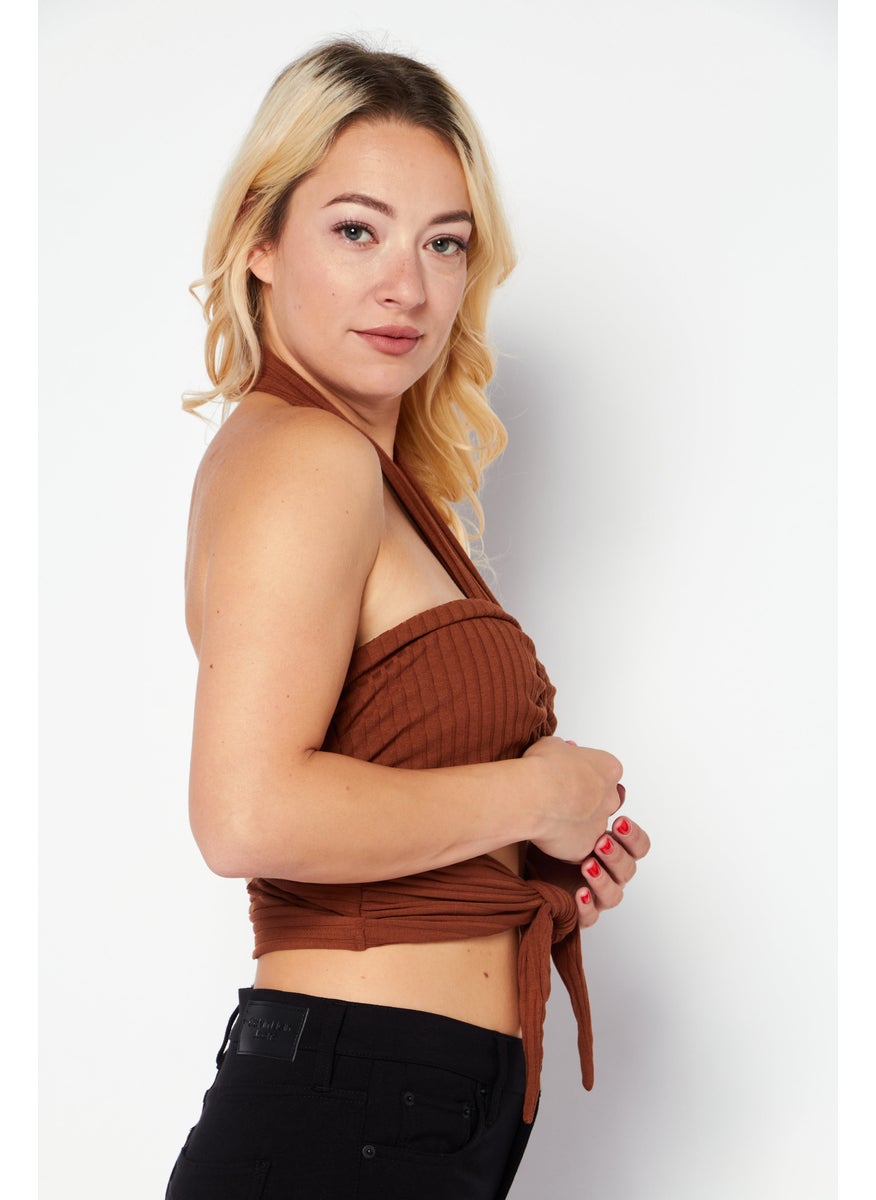 Women Halter Neck Sleeveless Textured Crop Top, Brown - pzsku/ZA1A39A489DAC00D7B7F9Z/45/_/1724351359/4199fdc5-fb71-4563-b440-e5db176bb608