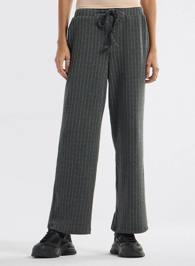 سبلاش فيڤ بنطلون بارز الملمس برباط إغلاق