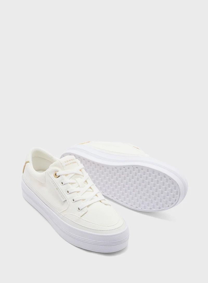TOMMY HILFIGER Logo Detail Lace Up Low Top Sneakers