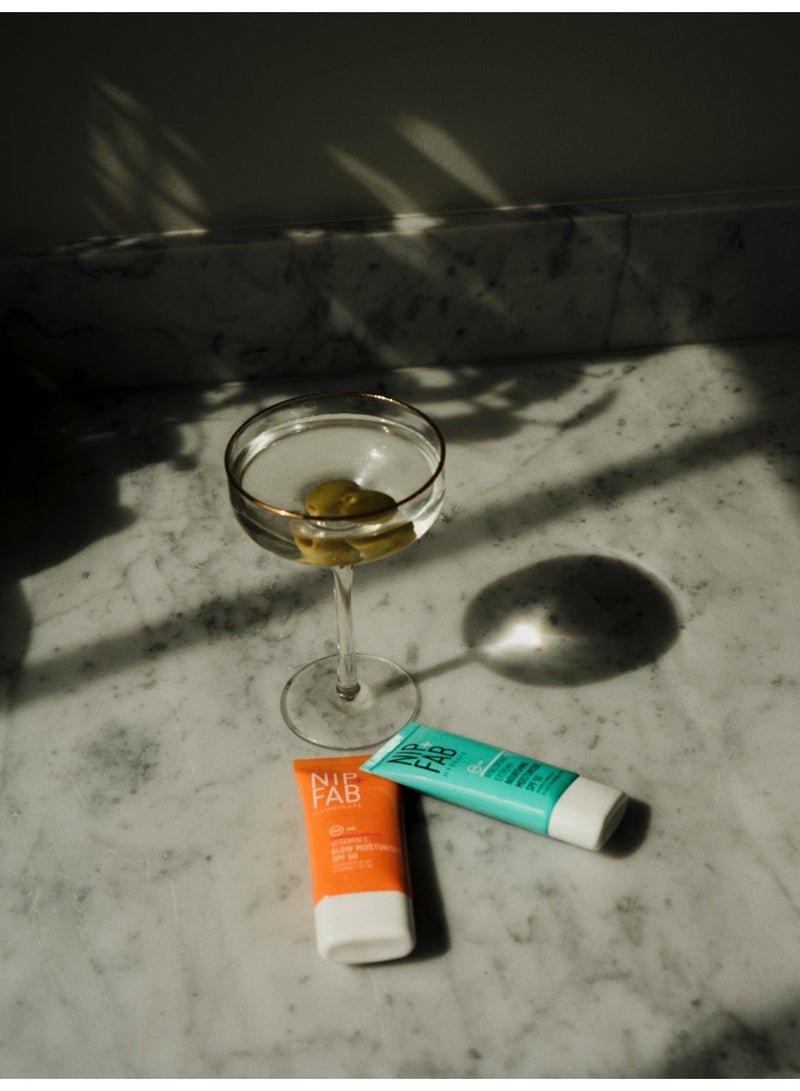 NIP+FAB Vitamin C Fix Glow- Illuminating Moisturizer with SPF 50, 50ml - Image 2