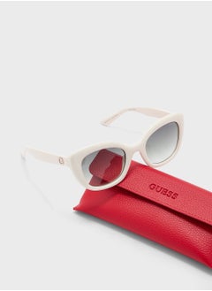 GUESS Cateye Sunglasses  - Image 5
