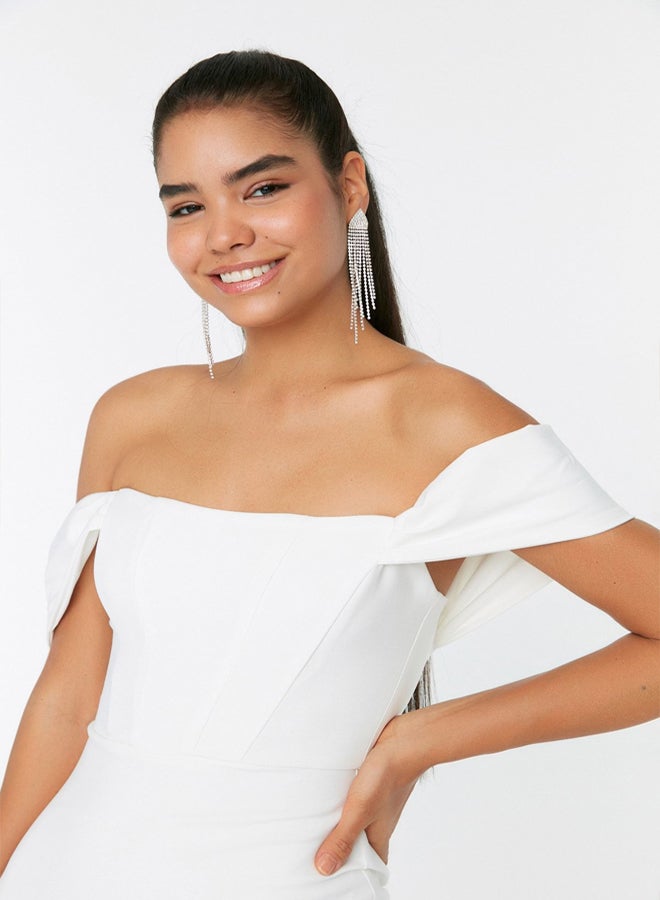 trendyol Bridal Ecru Tassel Detailed Woven Evening Dress TPRSS22EL00097 - Image 3