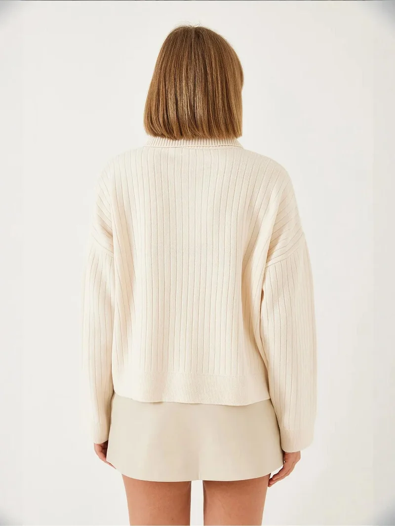 Bianco Lucci LUCCI Ribbed Shawl Collar Sweater