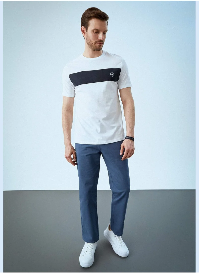 ديفاكتو Man Relax Fit T-Shirt