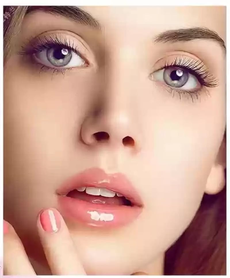 Perfect Hydrating Gloss Lip Gloss - Image 4