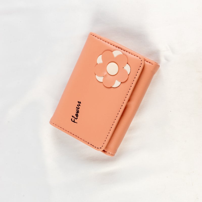 محفظة وحاملة بطاقات جلد بلاش بينك تحتوي على جيوب متعددة للنقود والبطاقات - Image 1