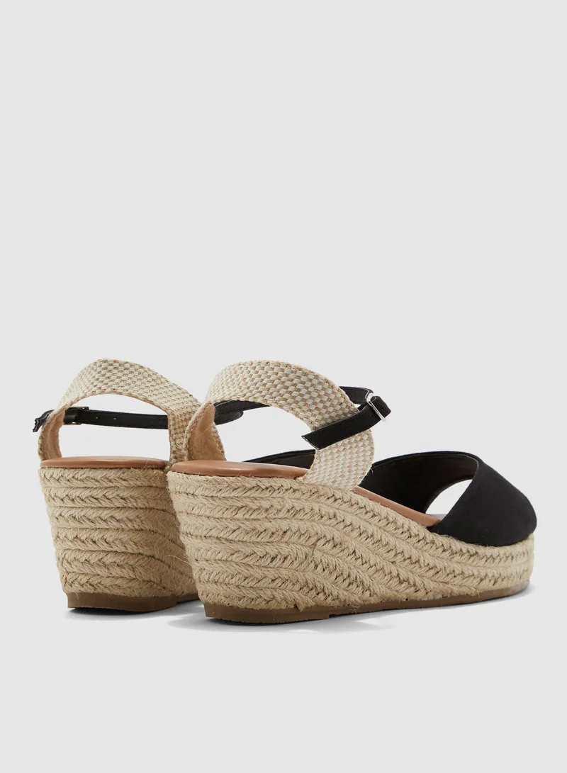NEW LOOK Open Toe Wedge Sandal - Black