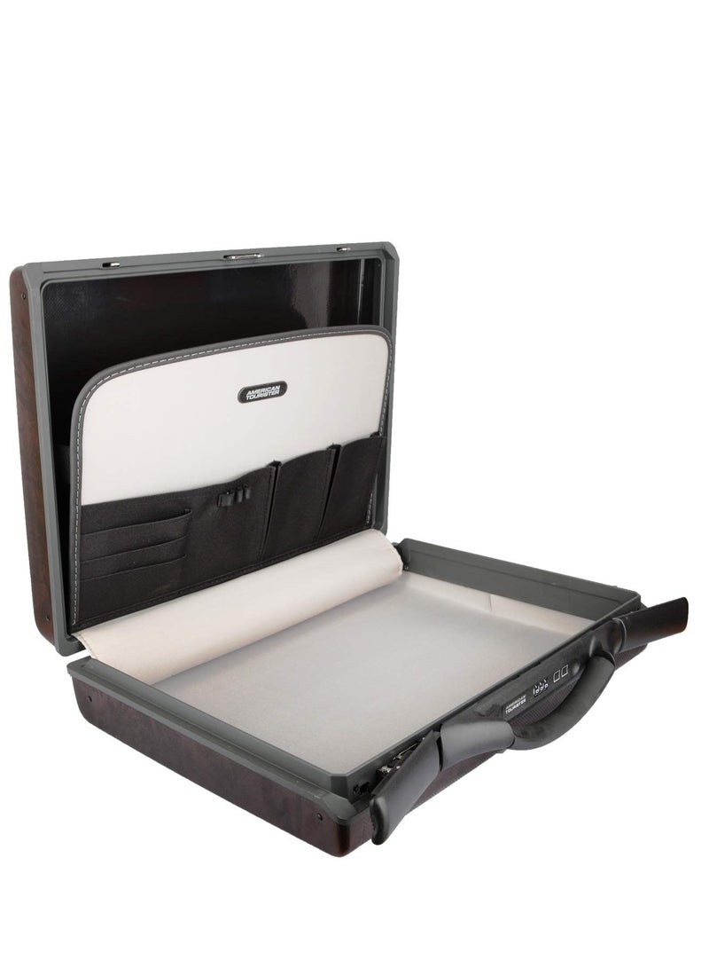 AMERICAN TOURISTER حقيبة أمريكان توريستر للرجال 20 لتر ABS باللون العنابي  - Image 2