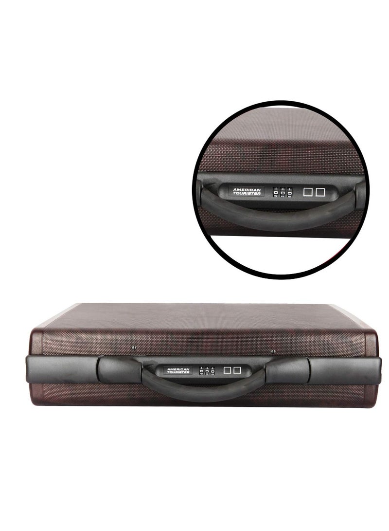 AMERICAN TOURISTER حقيبة أمريكان توريستر للرجال 20 لتر ABS باللون العنابي  - Image 3