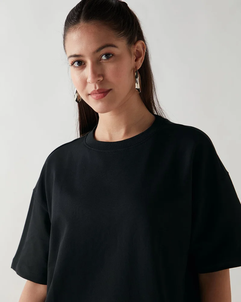 بيواكوف تيشيرت نسائي أسود فاحم كبير الحجم