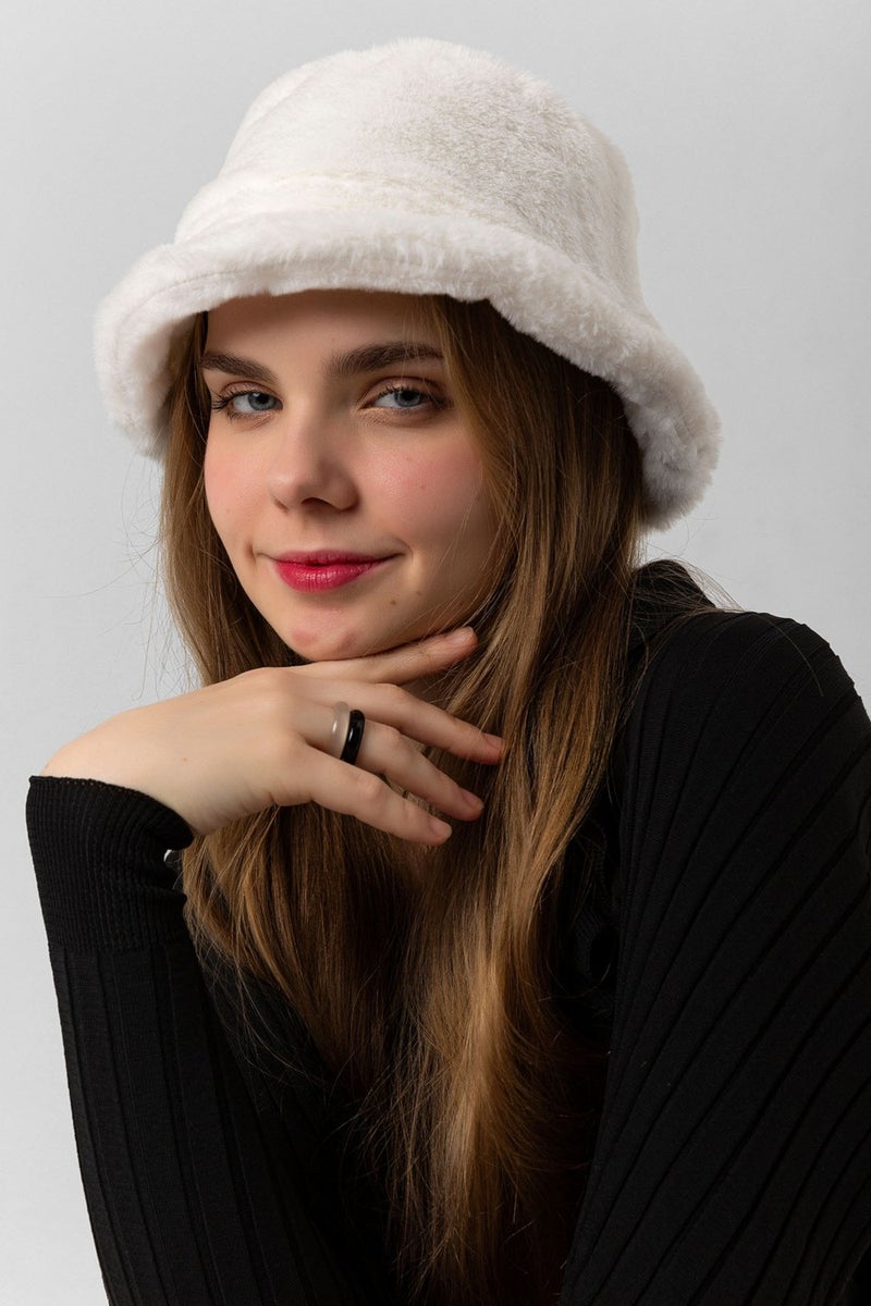 Saria Moda Saria Fashion Plush Bucket Hat  - Image 2