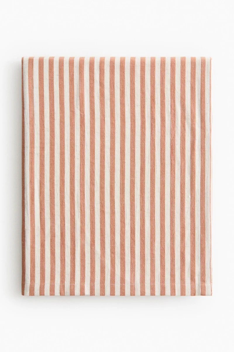 اتش اند ام مفرش طاولة من مزيج الكتان