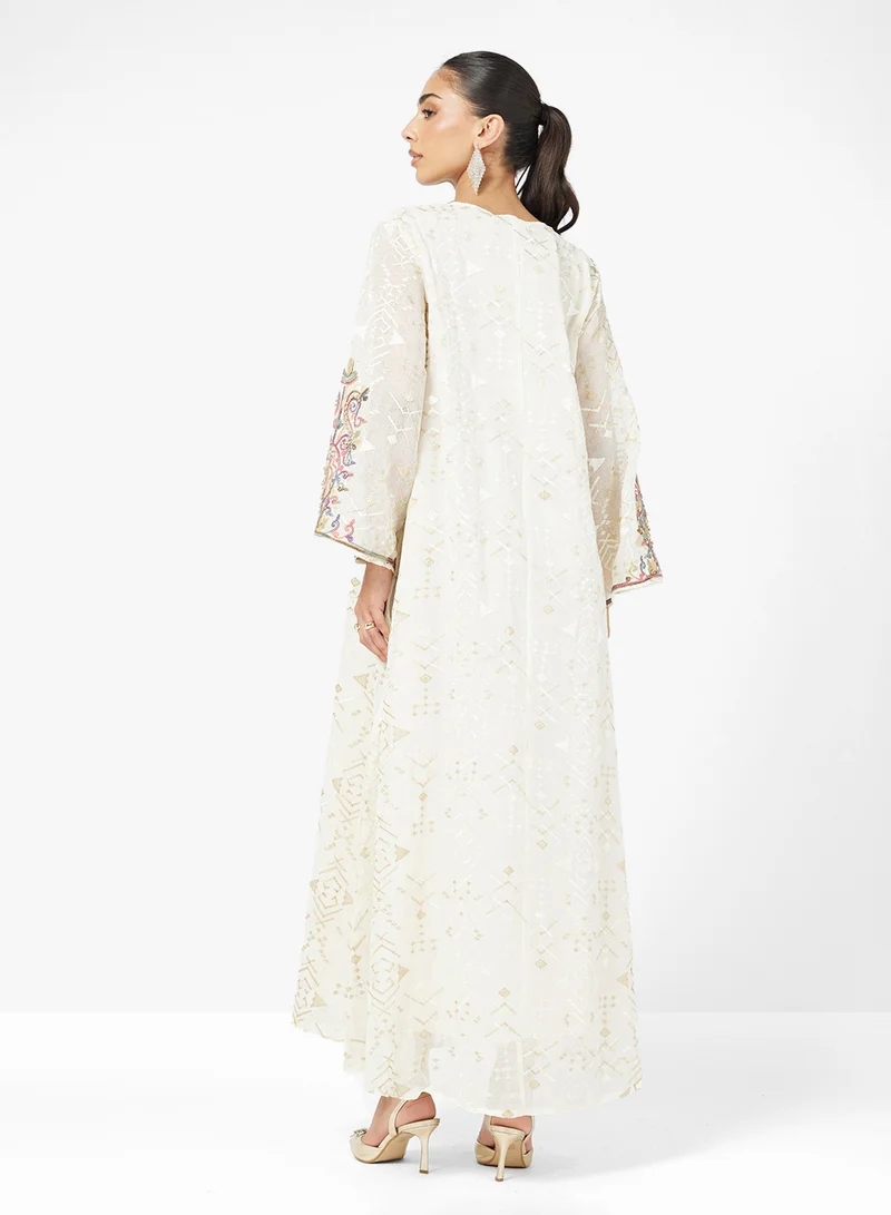 Khizana Embroidered Jalabiya