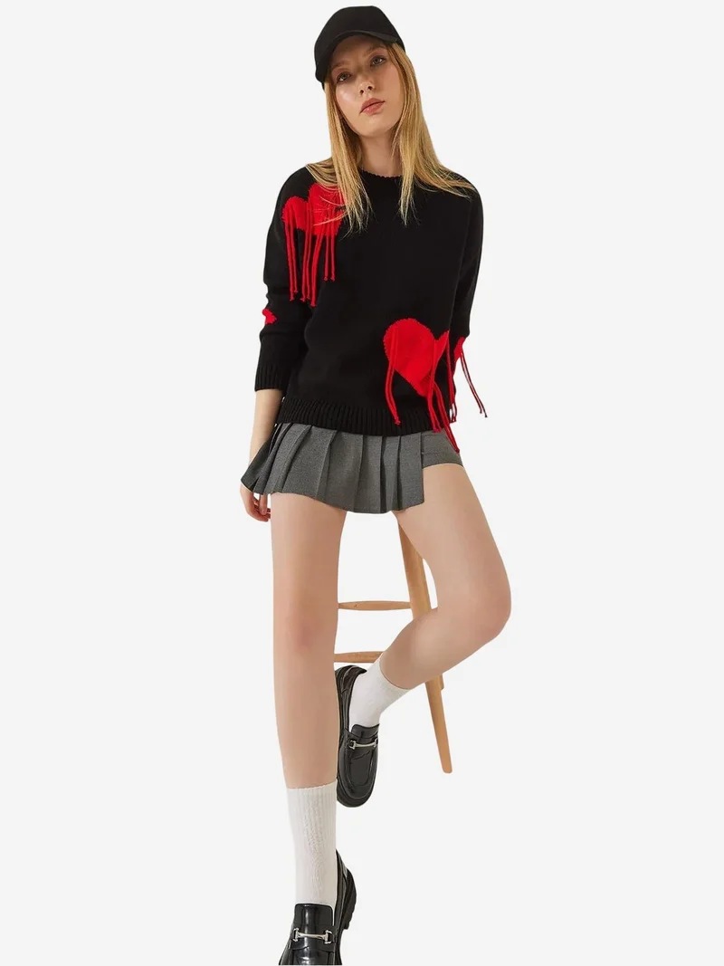 Bianco Lucci LUCCI Frilly Heart Pattern Crew Neck Sweater
