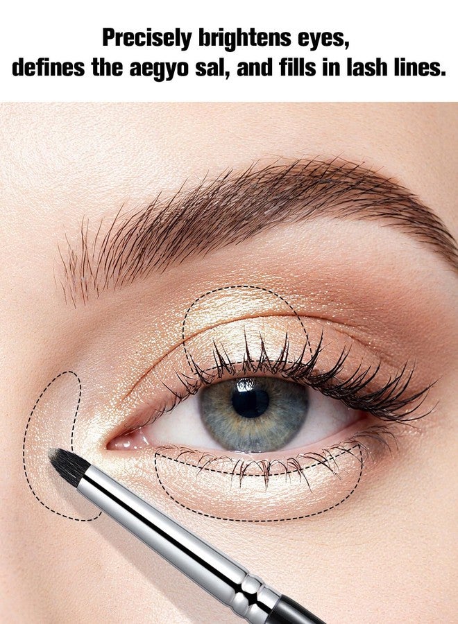 EIGSHOW Small Smudge Brush for Precise Eye Brightening and Under Eye Highlighting (E834) - Image 4