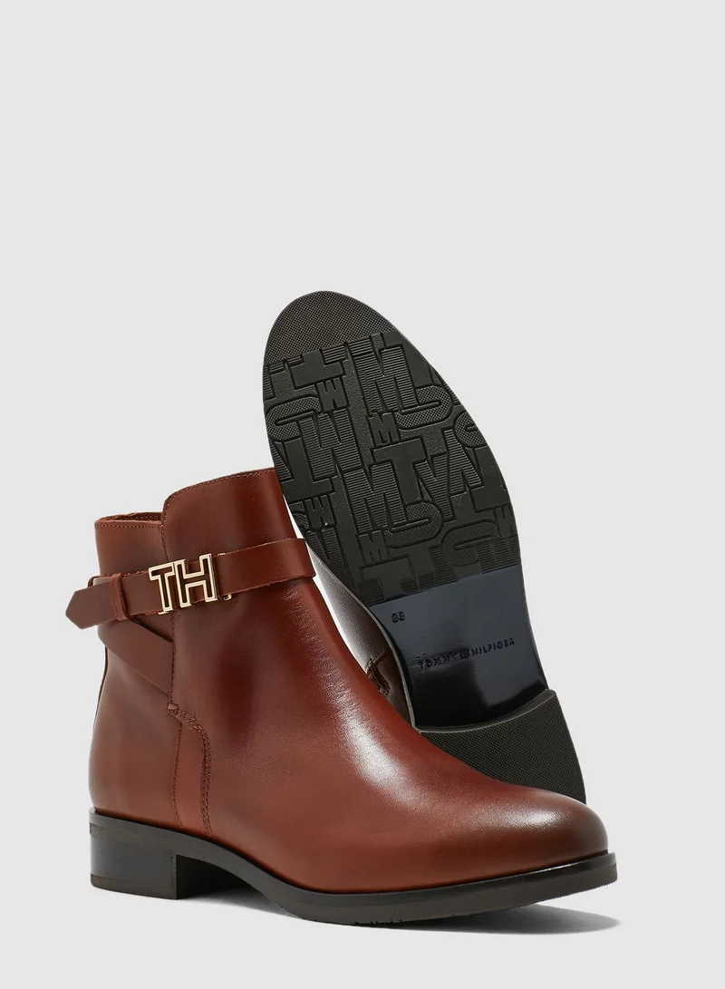 TOMMY HILFIGER Hardware Leatther Boot - Tan