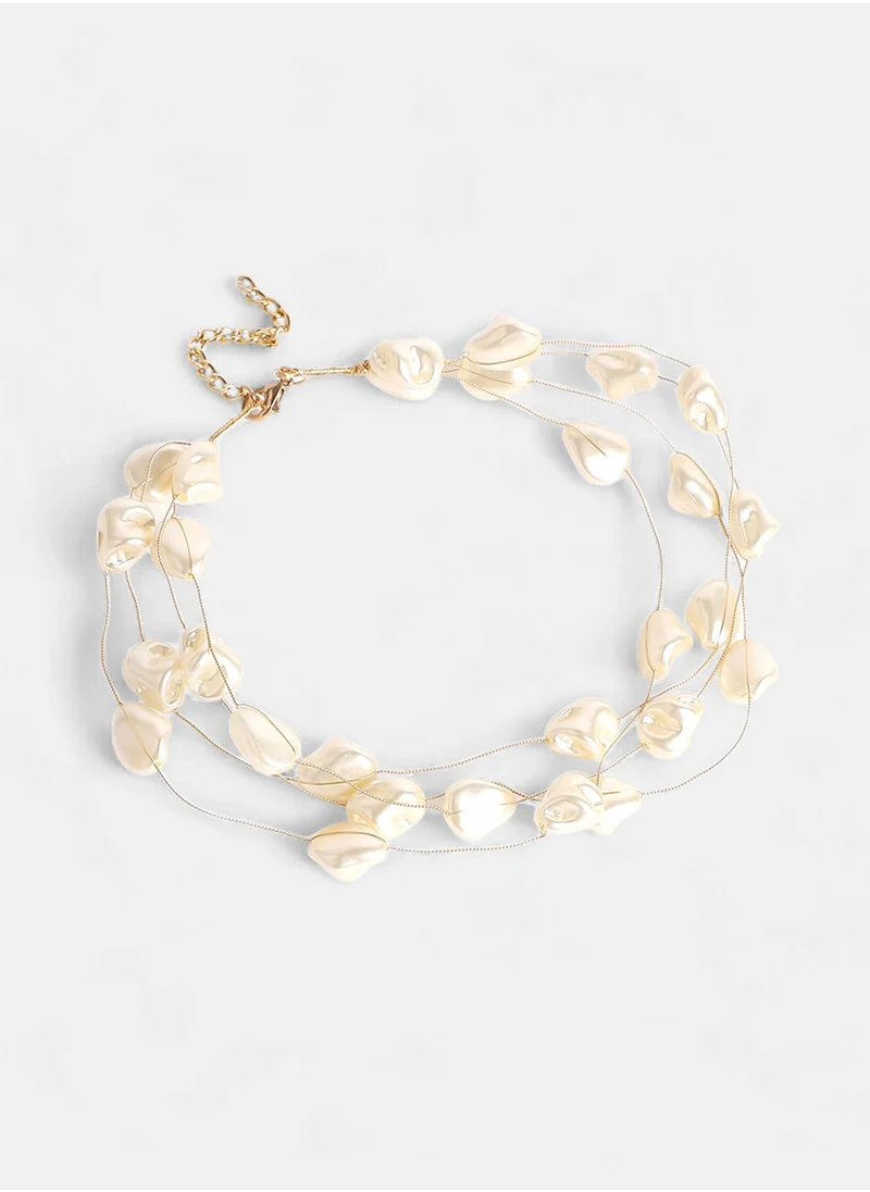 SOHI The Small Riviera Collar Layered Pearl Necklace