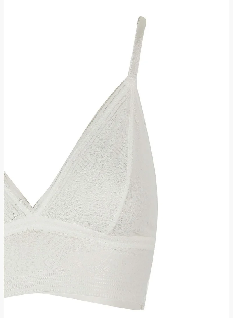 DeFacto Triangle Lace Bralet