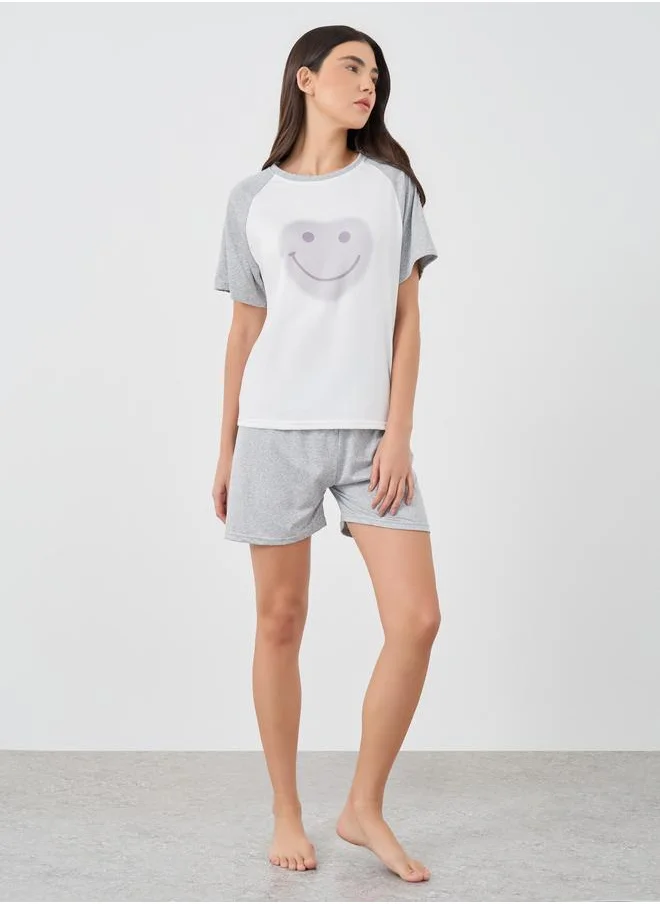 Take Two Take Two Raglan Sleeve Smile Printed T-Shirt and Shorts Pyjama Set
