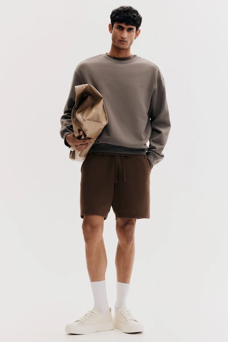 اتش اند ام سويت شورت بقصة عادية