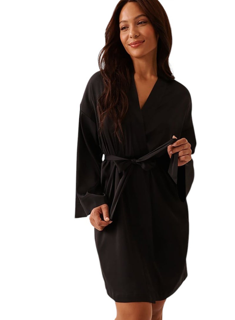 La Vie en Rose Satin Kimono - Image 1
