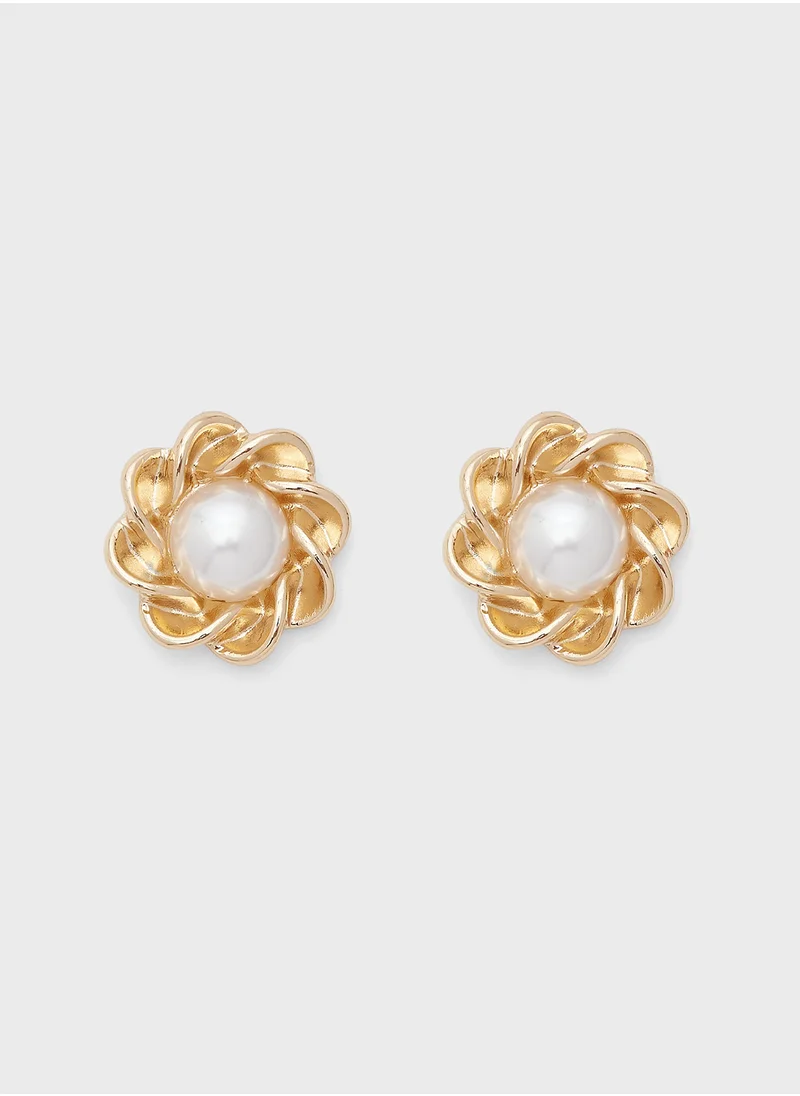 ايلا Pearl Stud Earrings