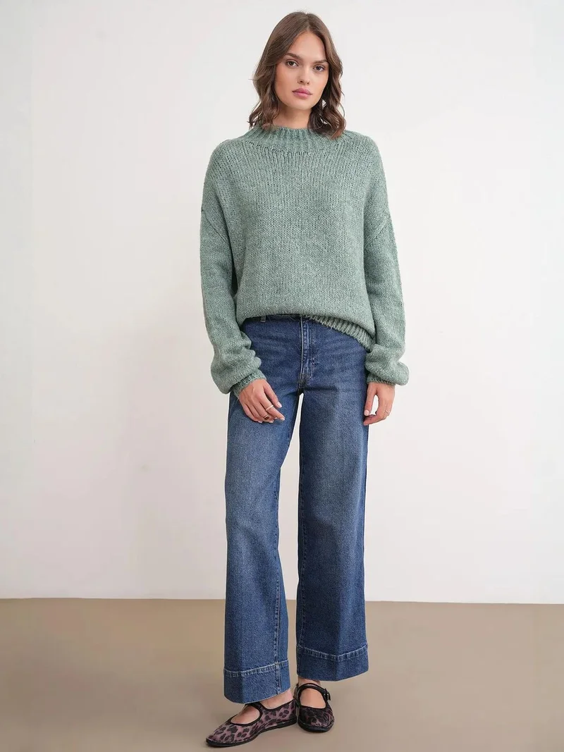Mixray Sage Green Mixray Relaxed Fit Crew Neck Thick Knit Sweater for Women | Best Price UAE