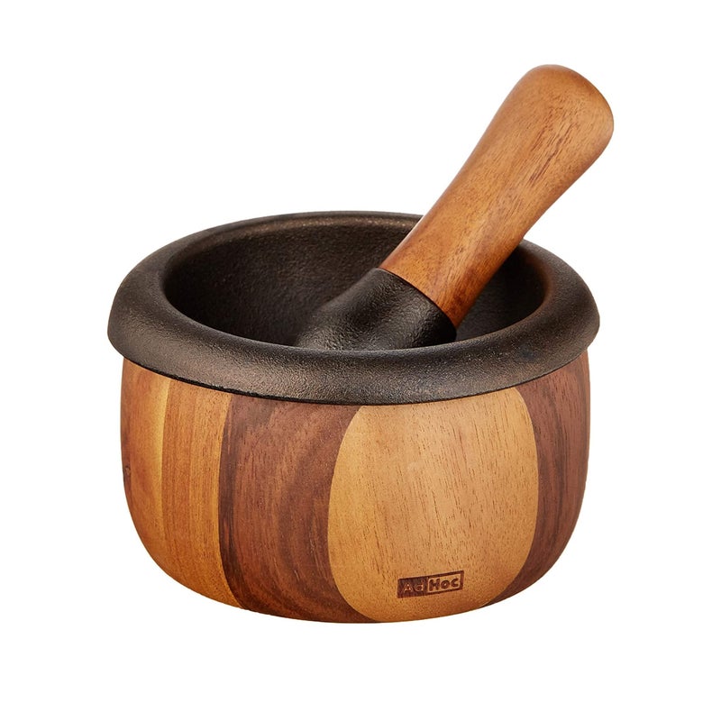 Adhoc طقم مدقة وهاون من الخشب والحديد الزهر من AdHoc - مطحنة يدوية للأعشاب والتوابل - وعاء من خشب الأكاسيا مع مدقة من الحديد الزهر - مطحنة مريحة وغير قابلة للكسر - تصميم حديث للهاون والمدقة - Image 1