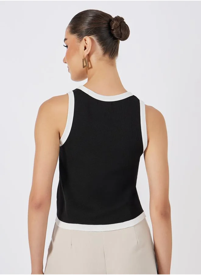 ستايلي Fitted Knit Embroidered Contrast Binding Tank