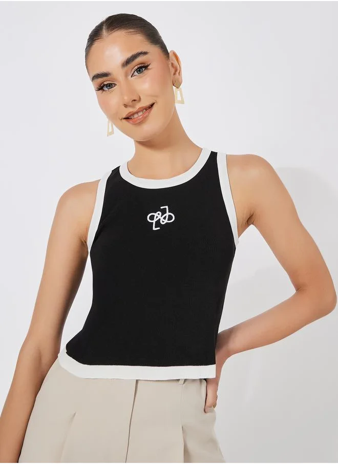 ستايلي Fitted Knit Embroidered Contrast Binding Tank