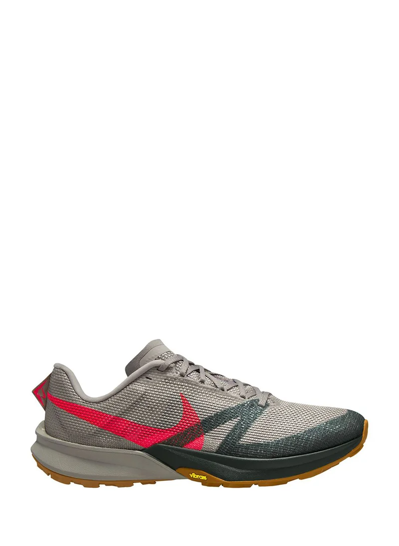Nike Terra Kiger 10