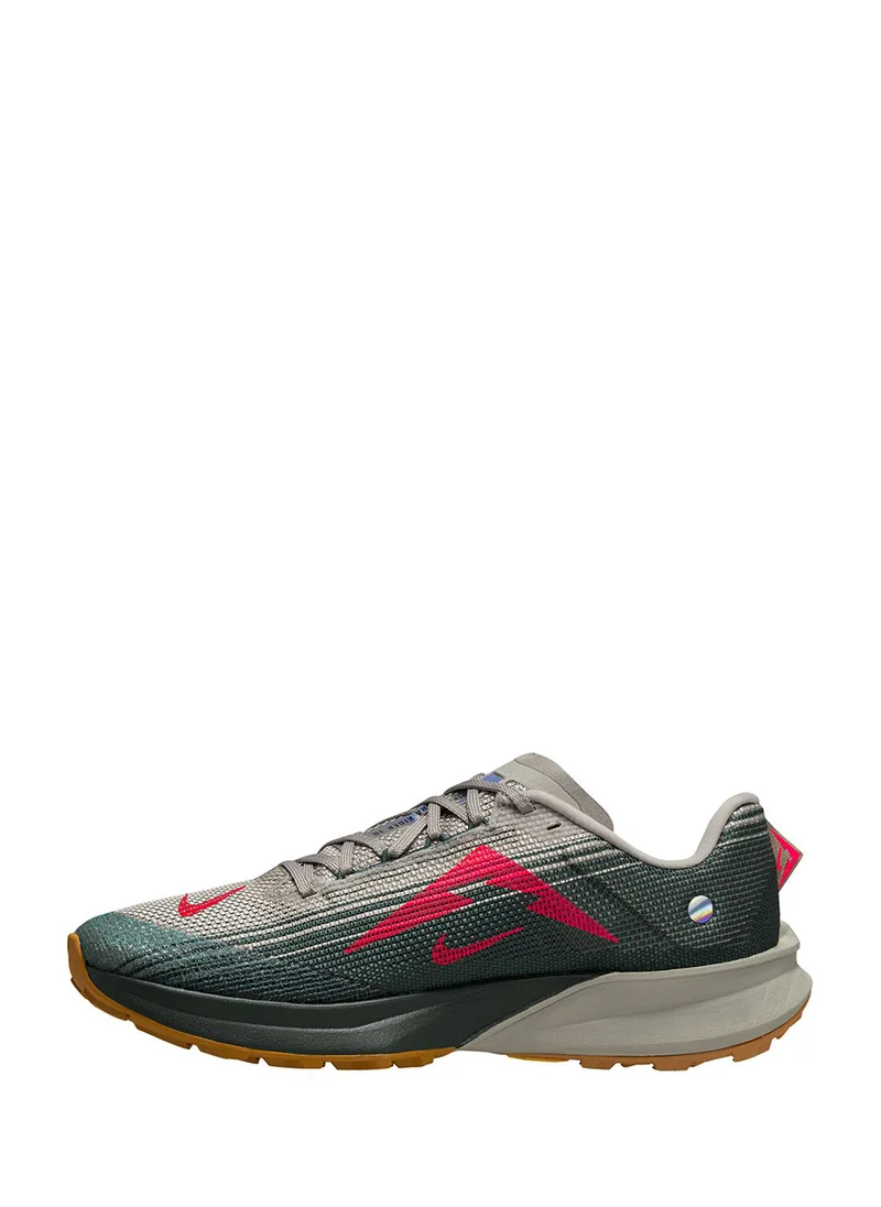 Nike Terra Kiger 10