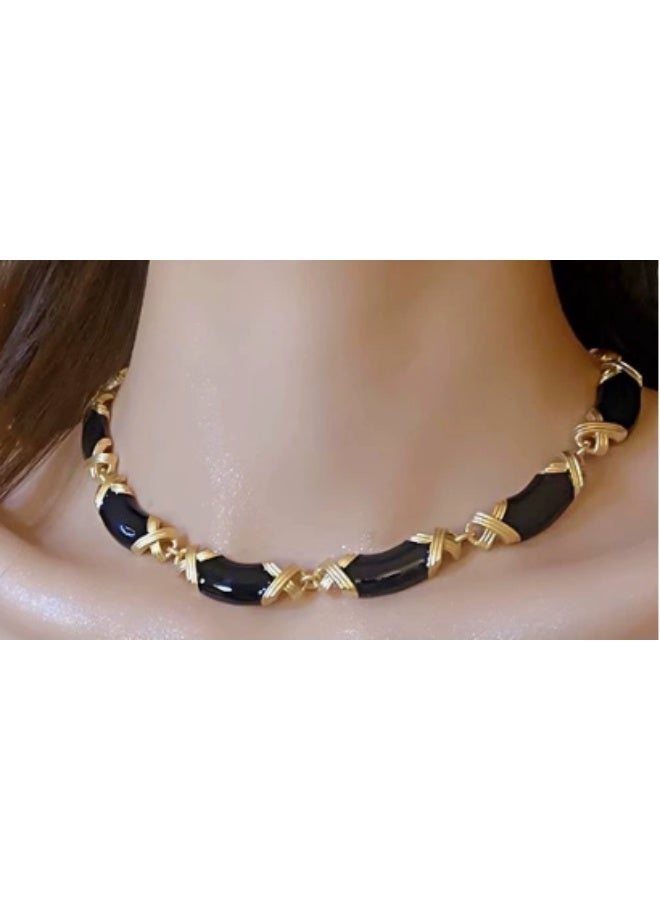 KUYING Sweet And Fresh Square Flower Diamond Necklace For Women - Image 2