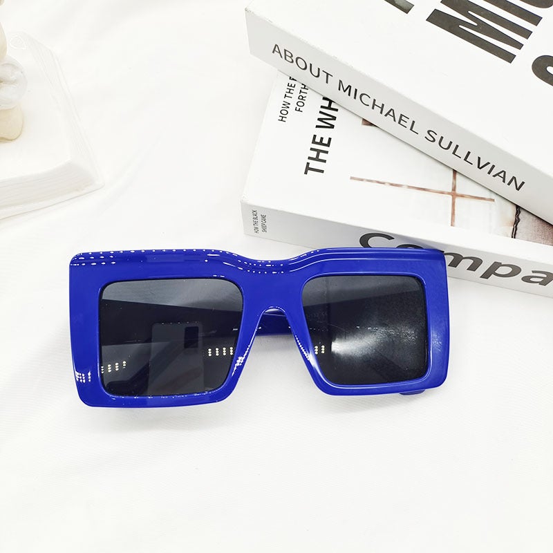 Generic ins Internet celebrity style simple square sunglasses mens and womens personalized large frame sun-proof sunglasses European and American cross-border glasses fashion Blue