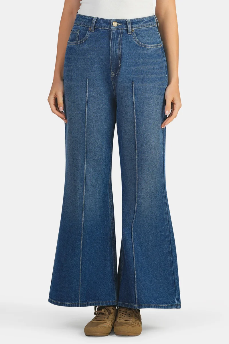 فيرجيو Solid Cotton Flared Denim for Women