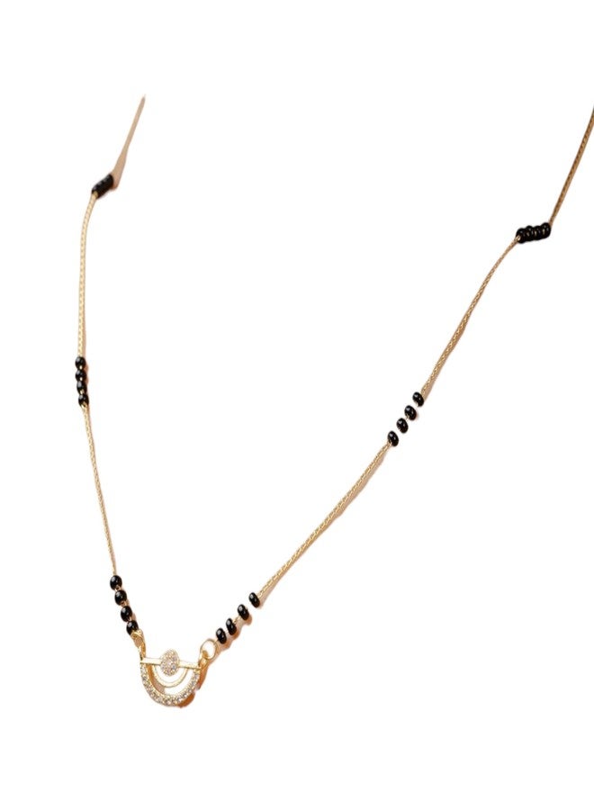 مانجالسوترا قصير من AAIKU بطول 18 بوصة للنساء - سلسلة مطلية بالذهب أنيقة مع قلادة رقيقة من الزركونيا المكعبة - مجوهرات خفيفة الوزن (M1809) - Image 1