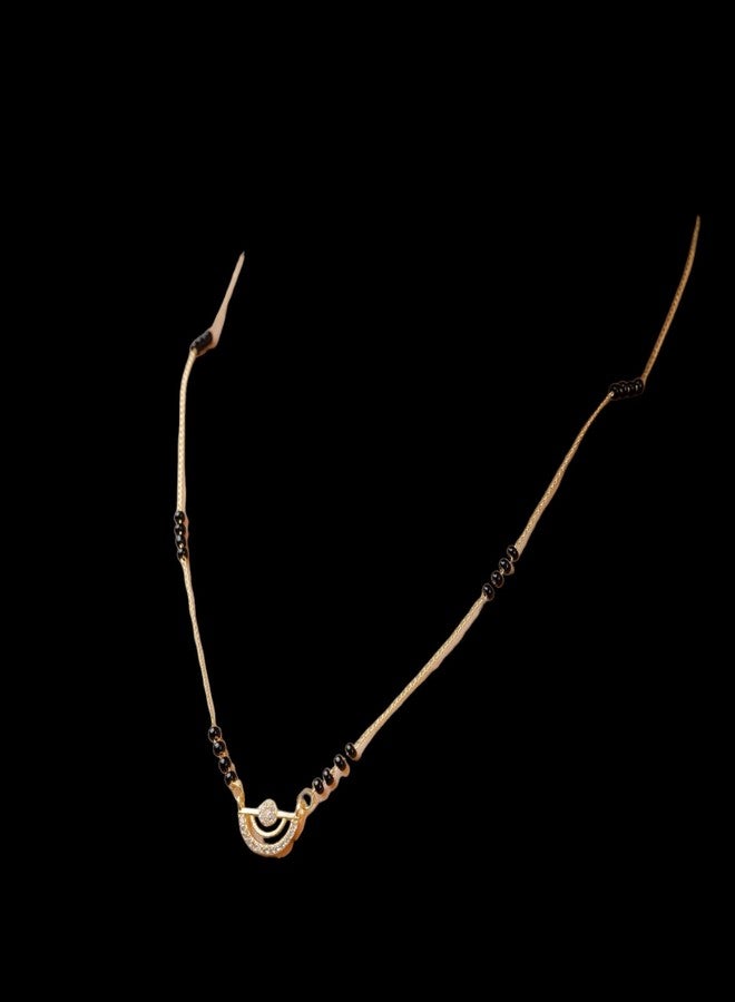مانجالسوترا قصير من AAIKU بطول 18 بوصة للنساء - سلسلة مطلية بالذهب أنيقة مع قلادة رقيقة من الزركونيا المكعبة - مجوهرات خفيفة الوزن (M1809) - Image 2